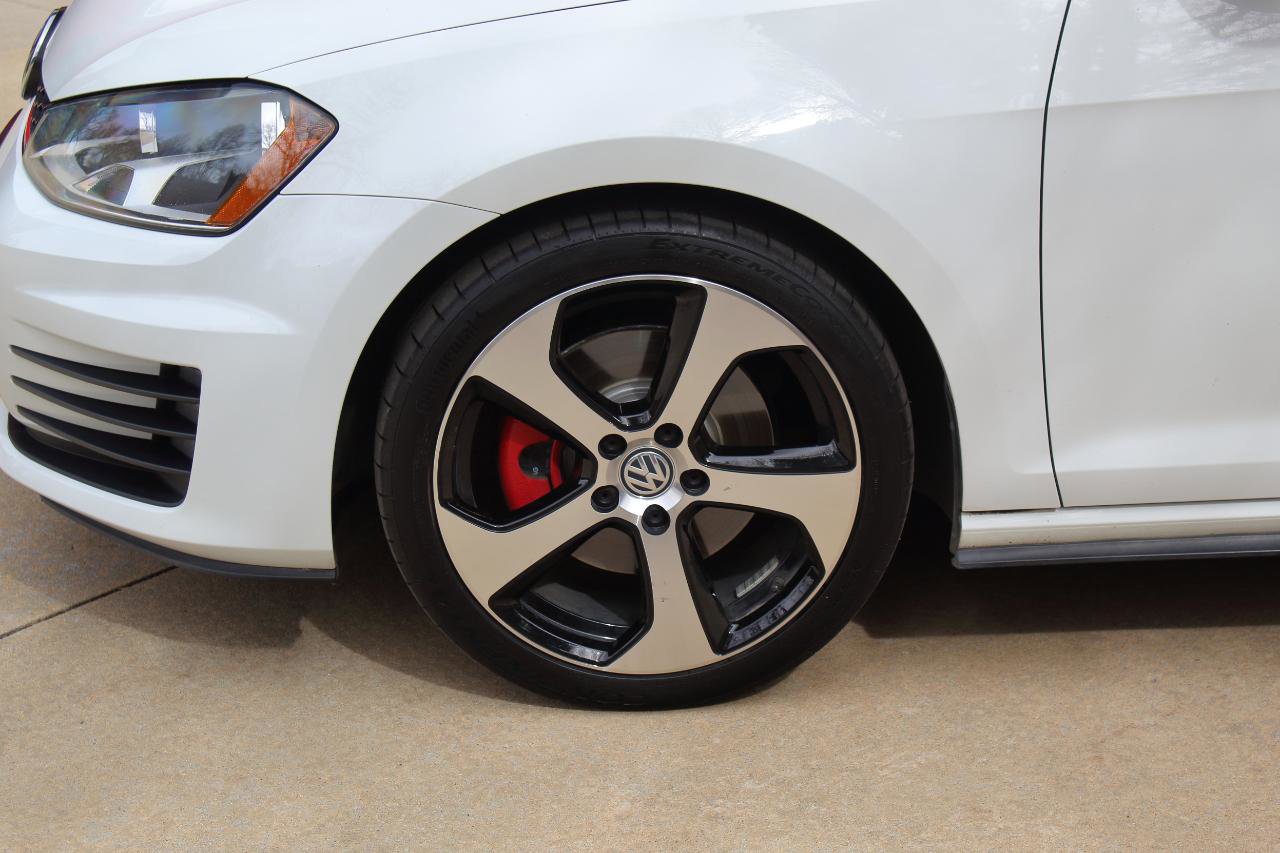 Used 2017 Volkswagen GTI S image 12