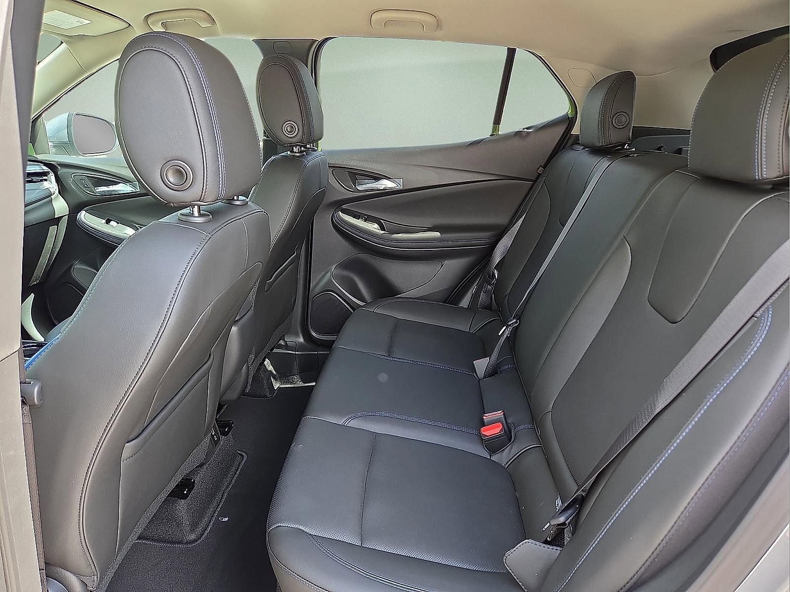 New 2026 Buick Encore GX Sport Touring w/ Advanced Technology Package FWD image 10