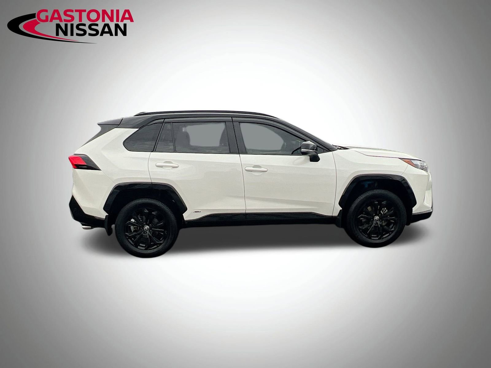 Used 2022 Toyota RAV4 XSE image 10