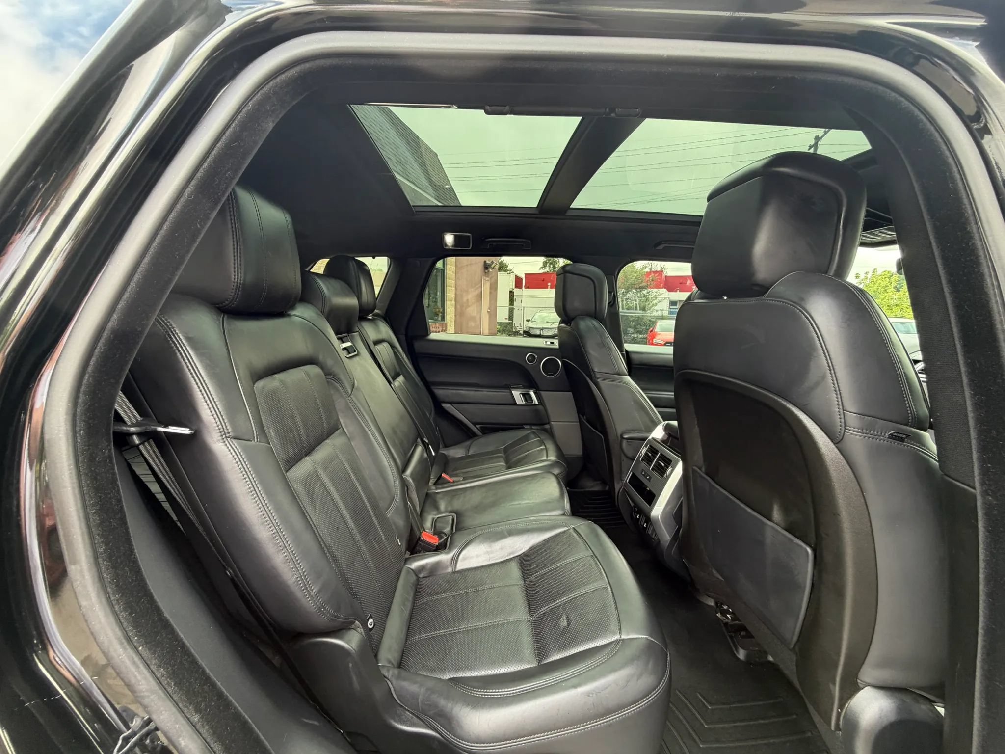 Used 2020 Land Rover Range Rover Sport HSE Dynamic AWD/4WD image 28