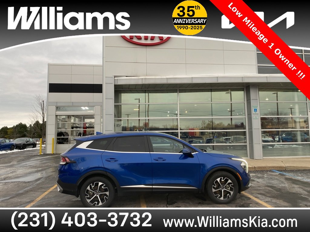 Used 2023 Kia Sportage EX image 1