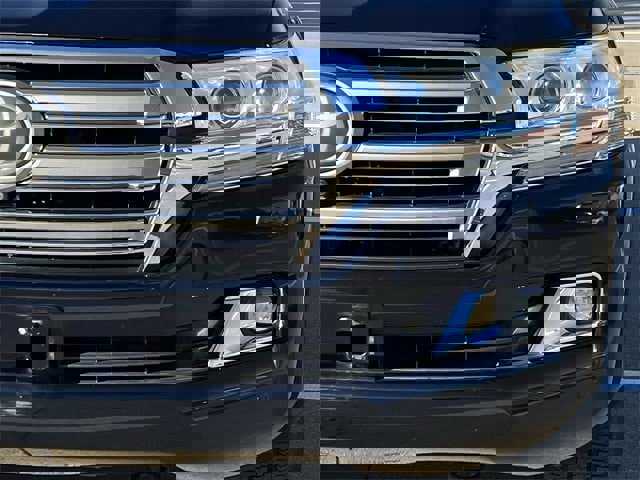 Used 2017 Toyota Land Cruiser image 9