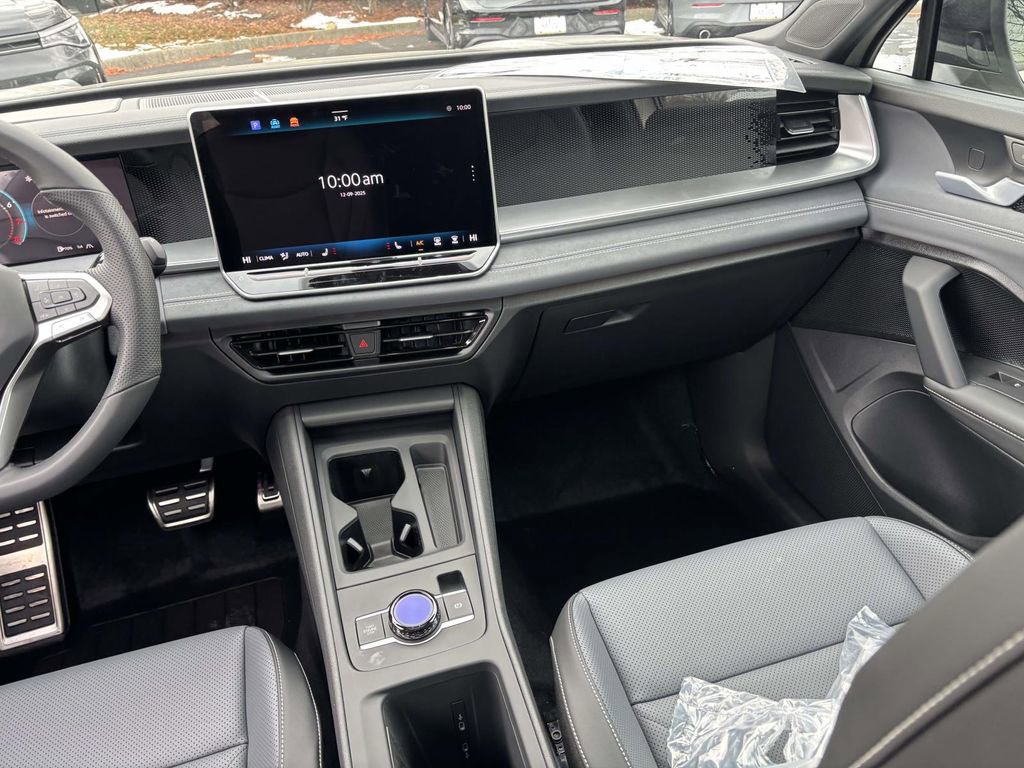 New 2026 Volkswagen Tiguan SE R-Line image 31