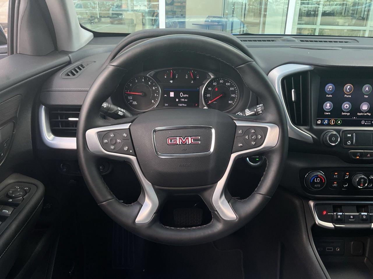 Used 2024 GMC Terrain SLT w/ Infotainment Package II AWD/4WD image 32