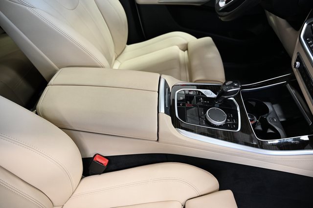 Used 2021 BMW X5 xDrive40i w/ Premium Package image 21