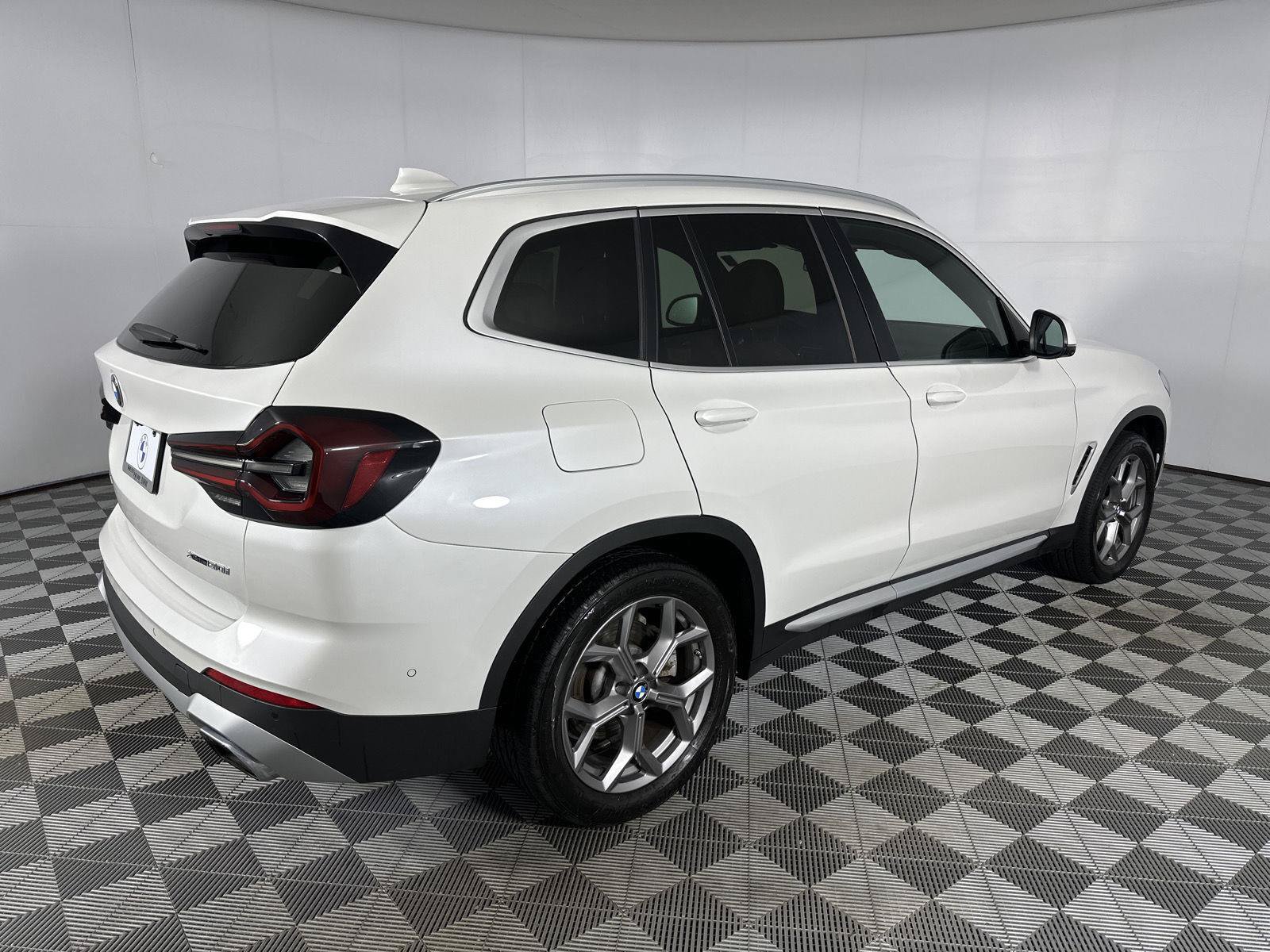 Used 2023 BMW X3 xDrive30i w/ Convenience Package AWD/4WD image 28
