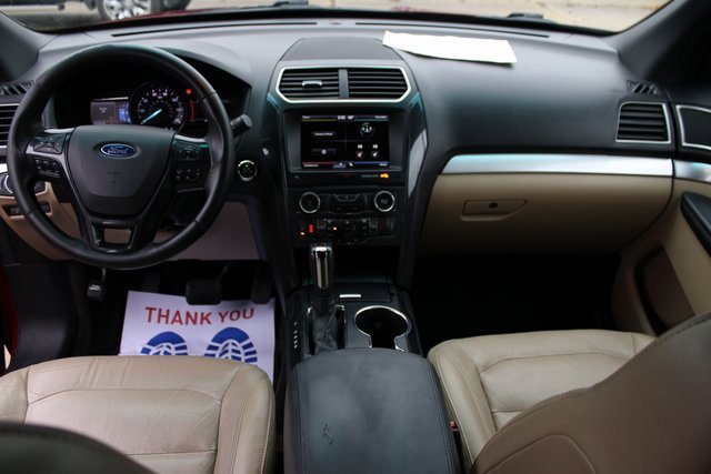 Used 2016 Ford Explorer XLT w/ Equipment Group 202A image 34