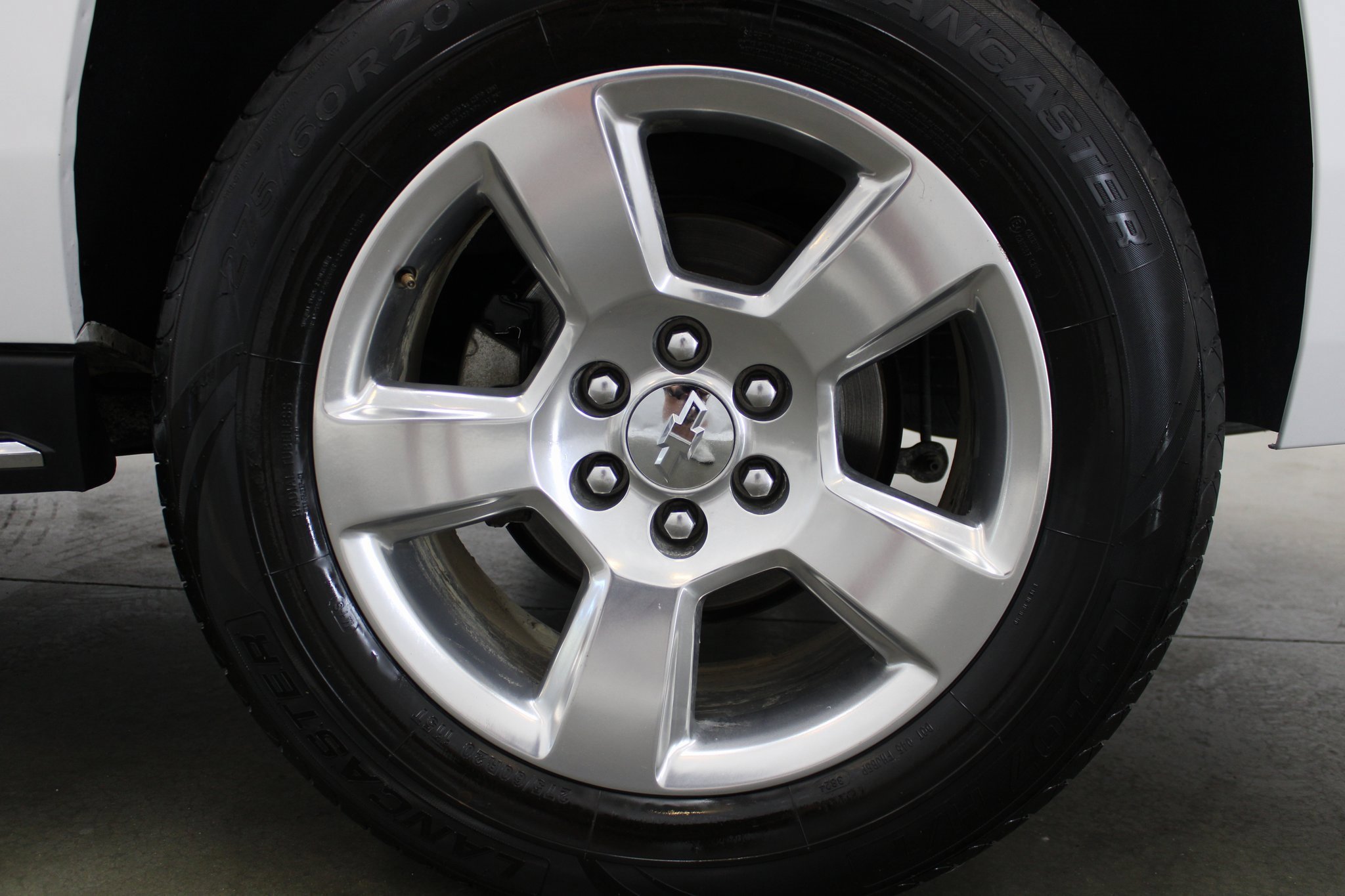 Used 2020 Chevrolet Suburban Premier image 5