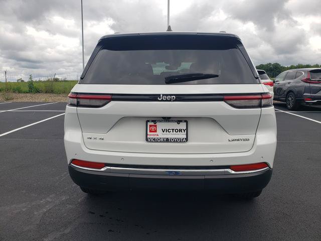 Used 2023 Jeep Grand Cherokee Limited AWD/4WD image 6