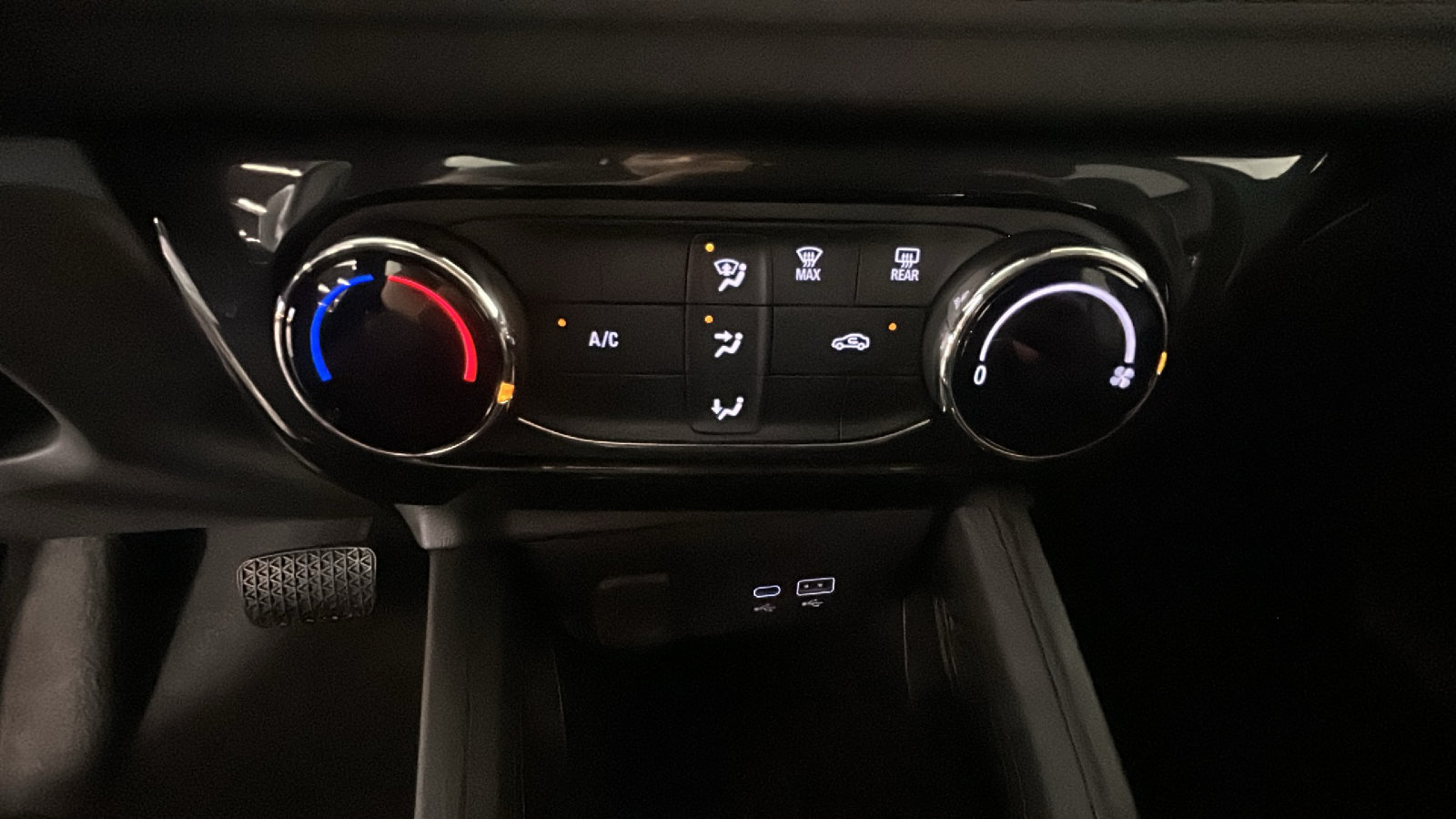 Used 2025 Chevrolet TrailBlazer LT FWD image 26