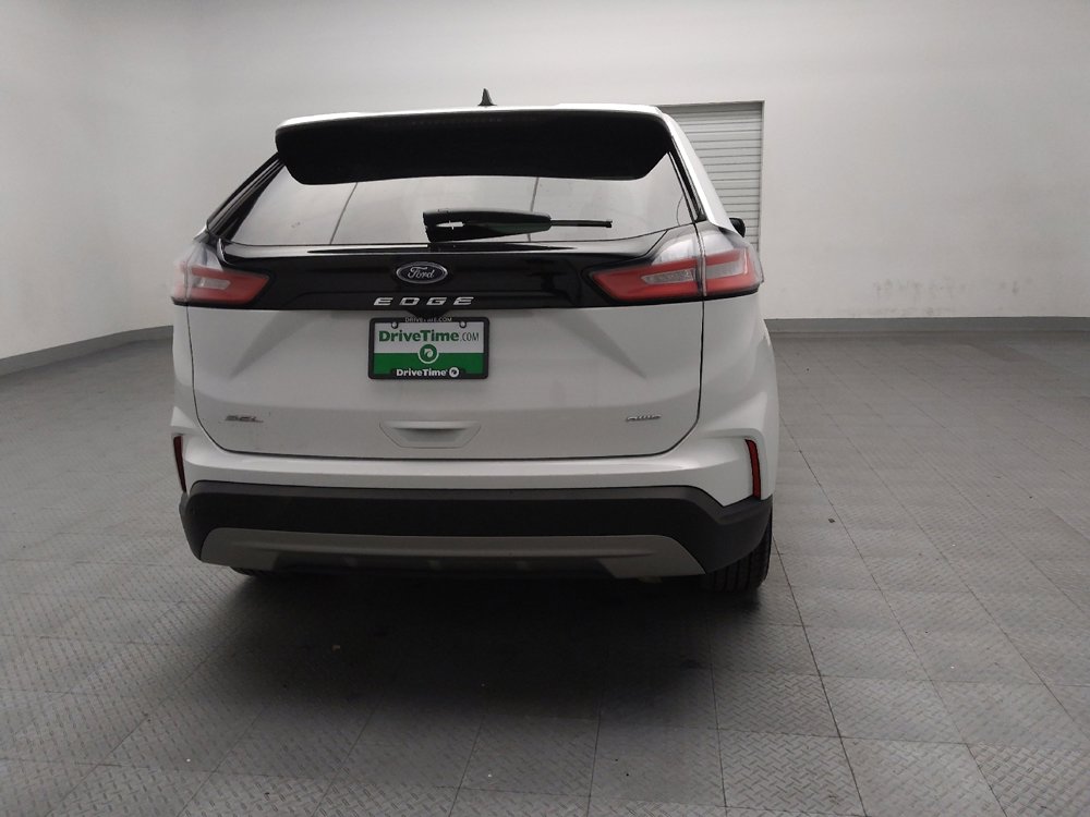 Used 2024 Ford Edge SEL image 7