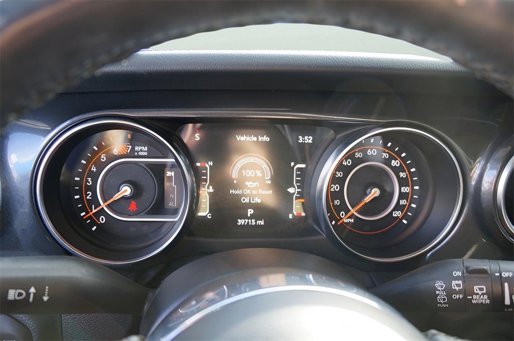 Used 2023 Jeep Wrangler Sahara image 20