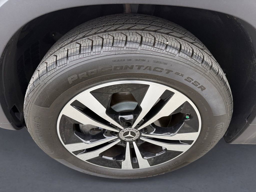 Certified 2025 Mercedes-Benz GLB 250 4MATIC image 8