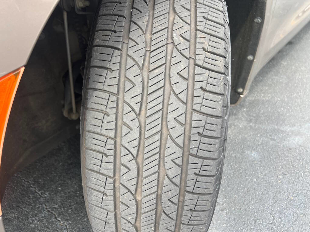 Used 2017 Chrysler Pacifica Touring Plus w/ Tire & Wheel Group image 22