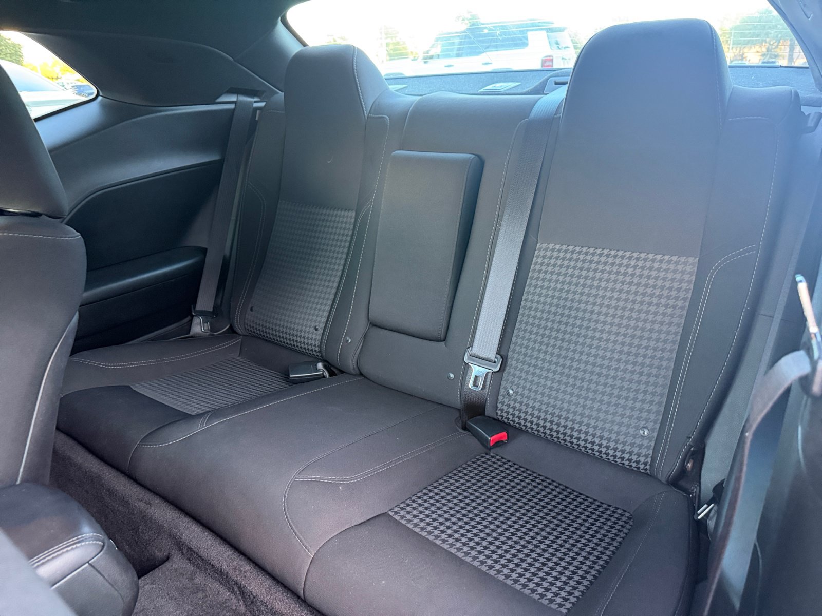 Used 2017 Dodge Challenger SXT RWD image 26