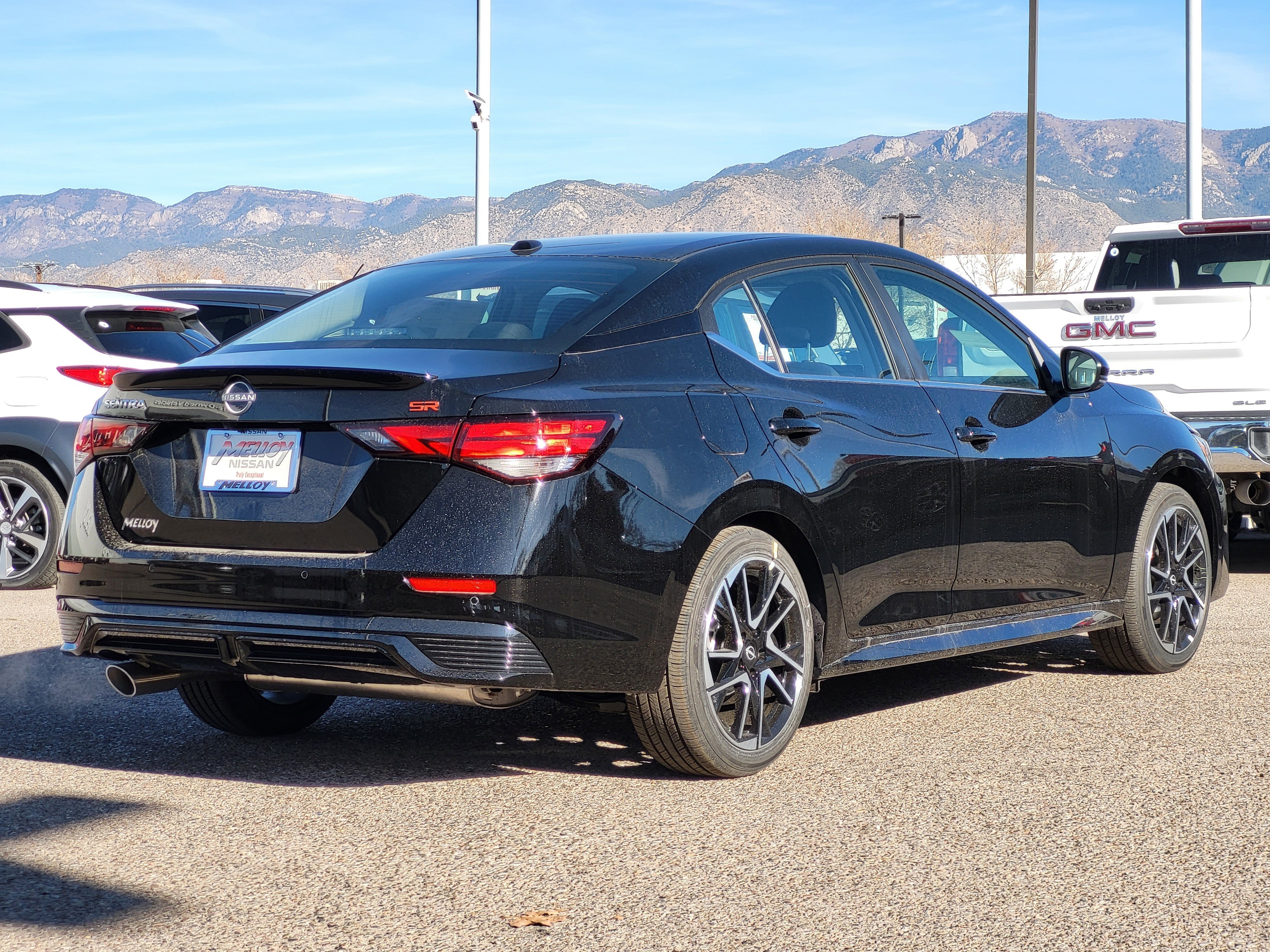 New 2025 Nissan Sentra SR image 4