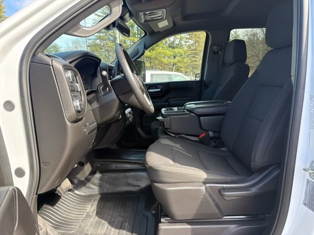 Used 2024 GMC Sierra 3500 Pro w/ Convenience Package image 10