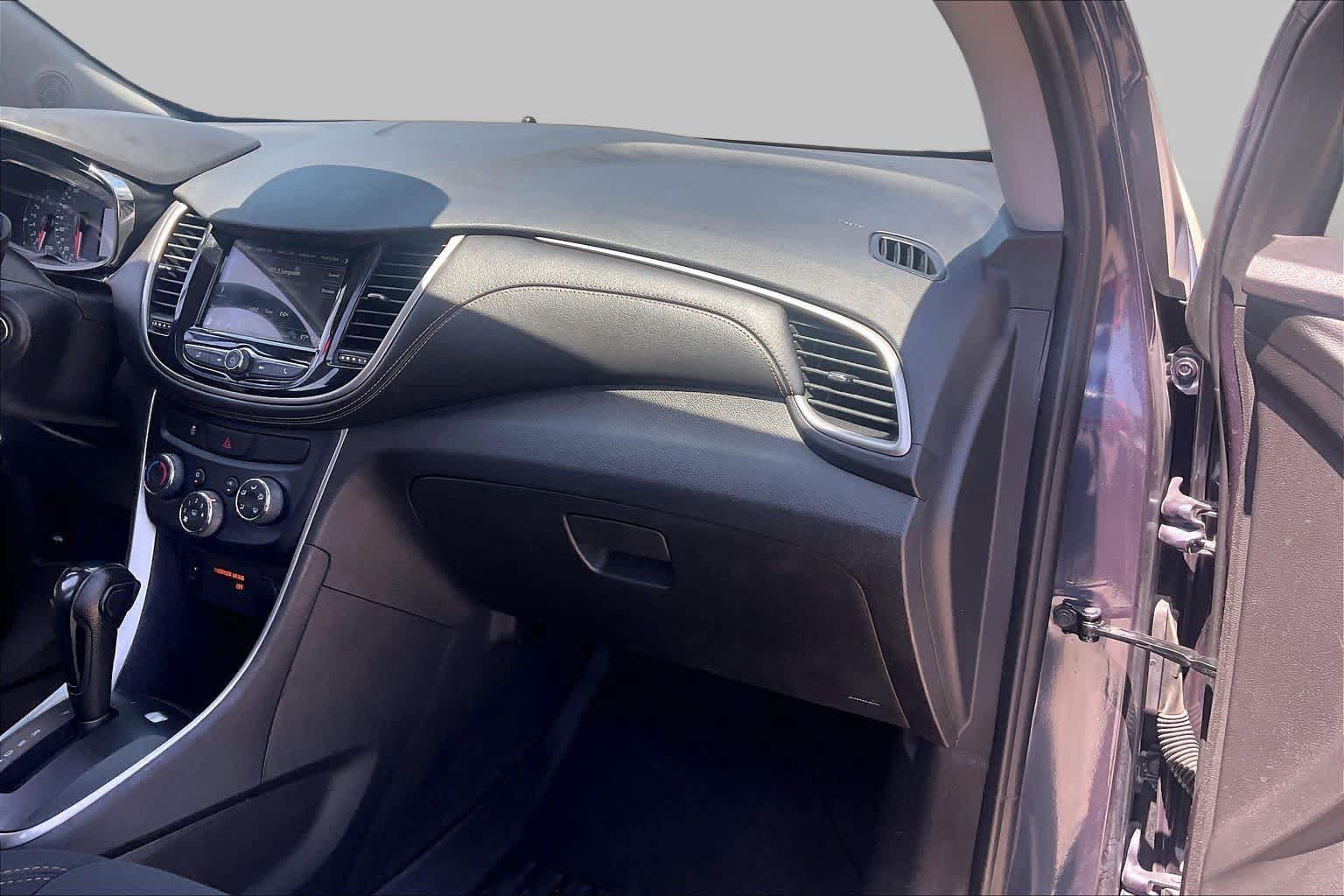 Used 2019 Chevrolet Trax LS w/ Tint and Cruise Package FWD image 18