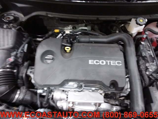 Used 2022 Chevrolet Equinox RS w/ RS Leather Package FWD image 9