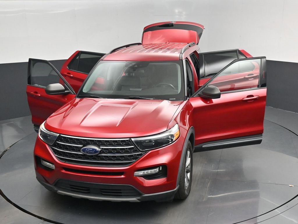 Used 2020 Ford Explorer XLT w/ Equipment Group 202A image 48