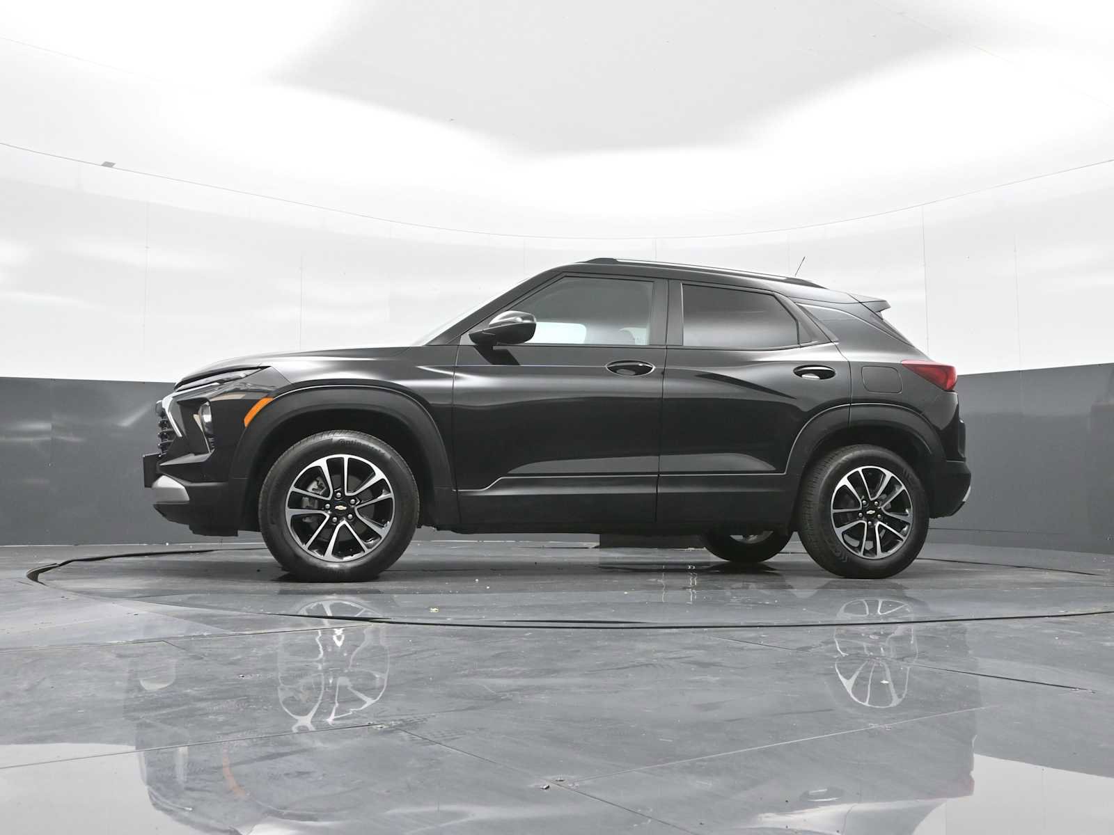 Used 2024 Chevrolet TrailBlazer LT image 27