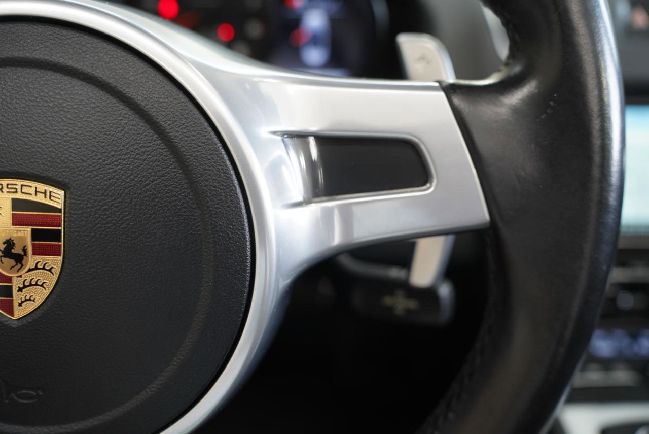 Used 2016 Porsche Boxster RWD image 16