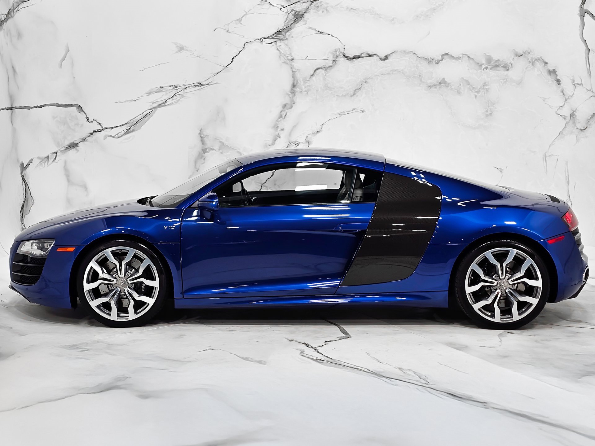 Used 2010 Audi R8 V10 image 8