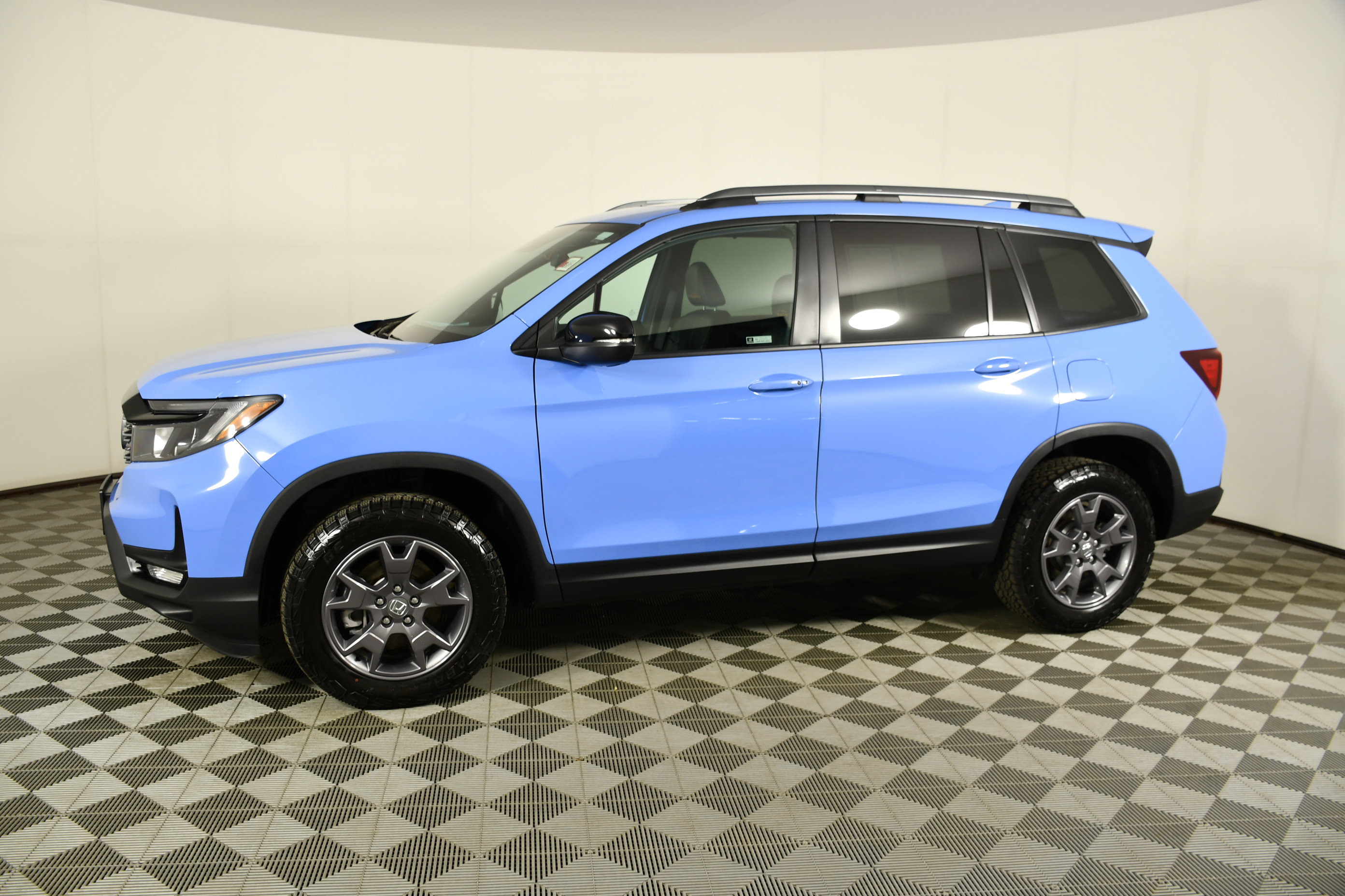 Certified 2024 Honda Passport TrailSport image 9