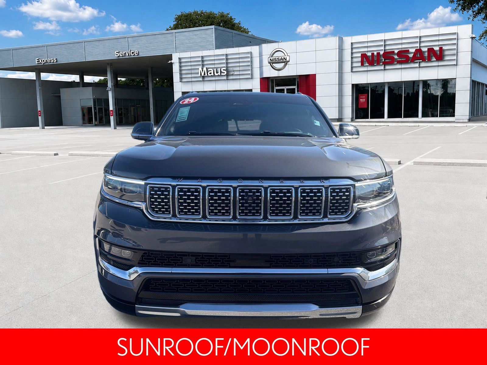 Used 2024 Jeep Grand Wagoneer Series III AWD/4WD image 3
