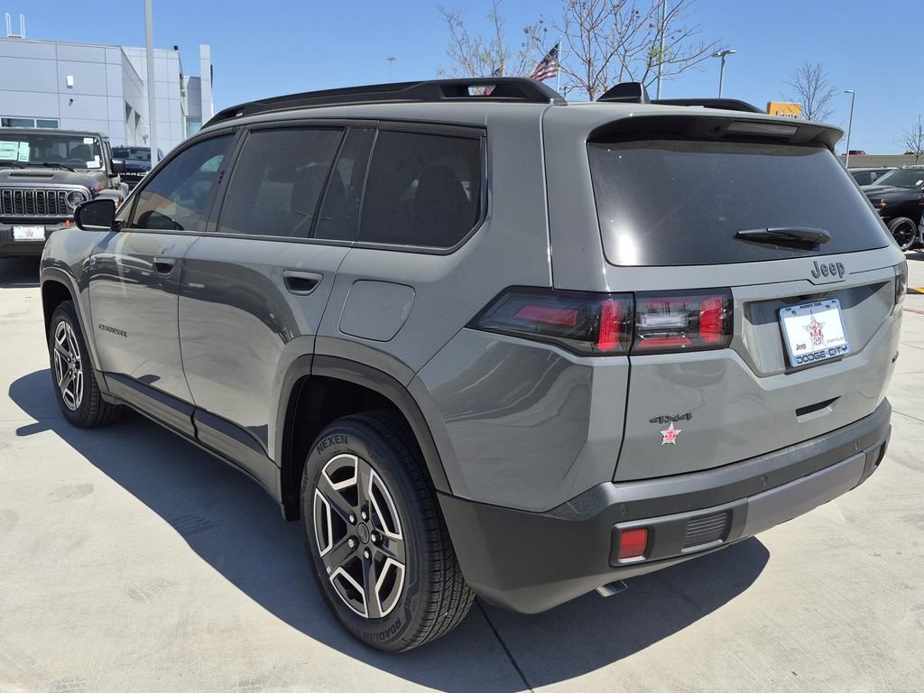 New 2026 Jeep Cherokee Laredo image 3