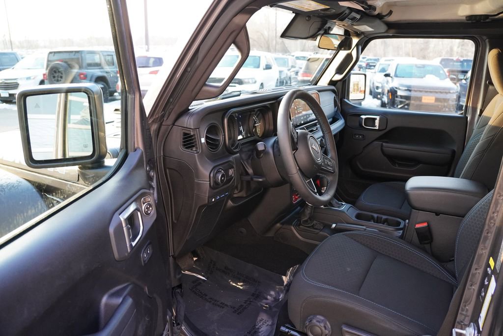 Certified 2025 Jeep Wrangler Unlimited Rubicon 4xe w/ Safety Group image 15