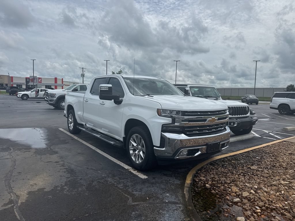 Used 2020 Chevrolet Silverado 1500 LTZ w/ LTZ Premium Package AWD/4WD image 3