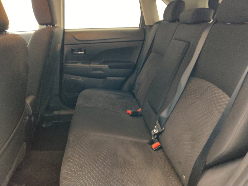 Used 2014 Mitsubishi Outlander Sport SE AWD/4WD image 18