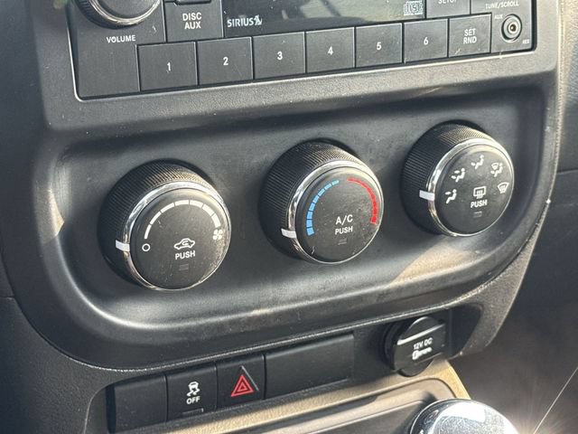 Used 2014 Jeep Compass Sport w/ Power Value Group AWD/4WD image 18