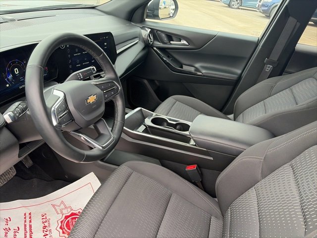 Used 2025 Chevrolet Equinox LT image 16