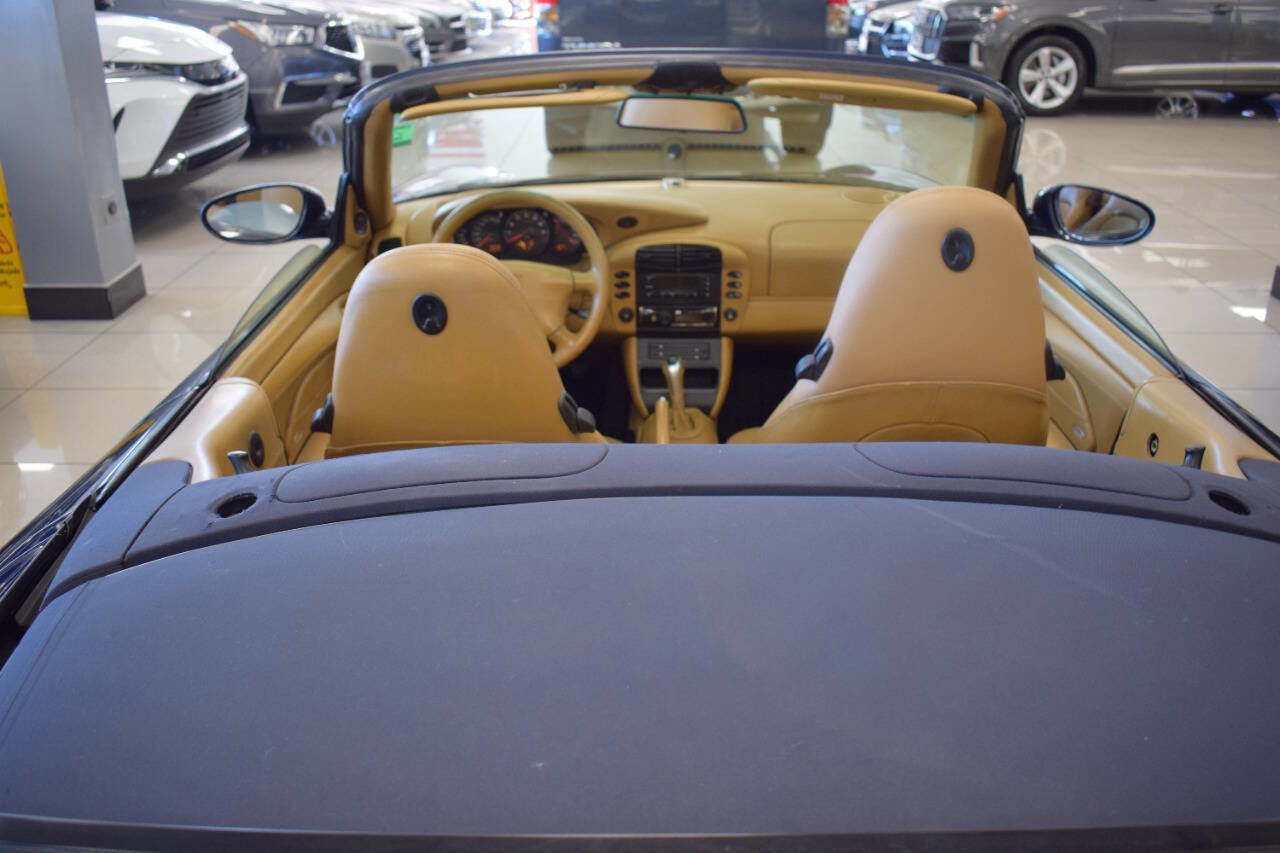 Used 2000 Porsche 911 Carrera image 31