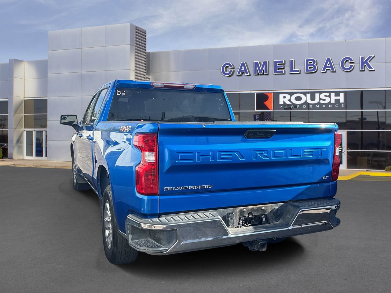 Used 2023 Chevrolet Silverado 1500 LT AWD/4WD image 7