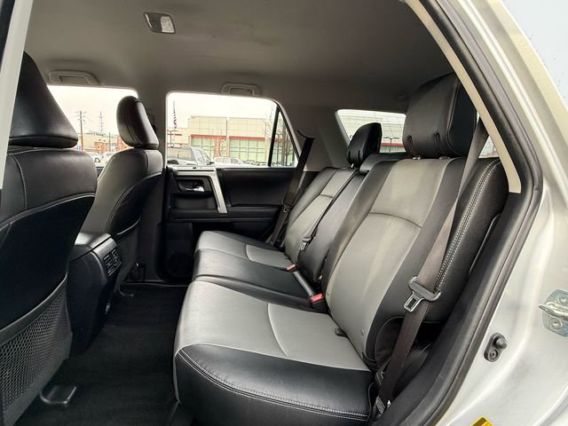 Certified 2024 Toyota 4Runner SR5 Premium image 30