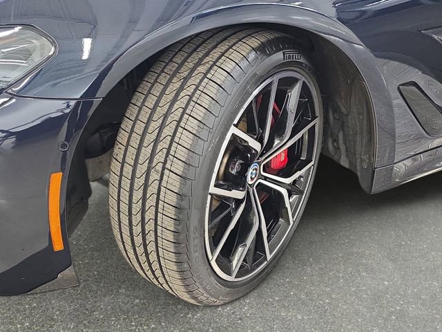 Certified 2023 BMW M550i xDrive w/ Executive Package image 28