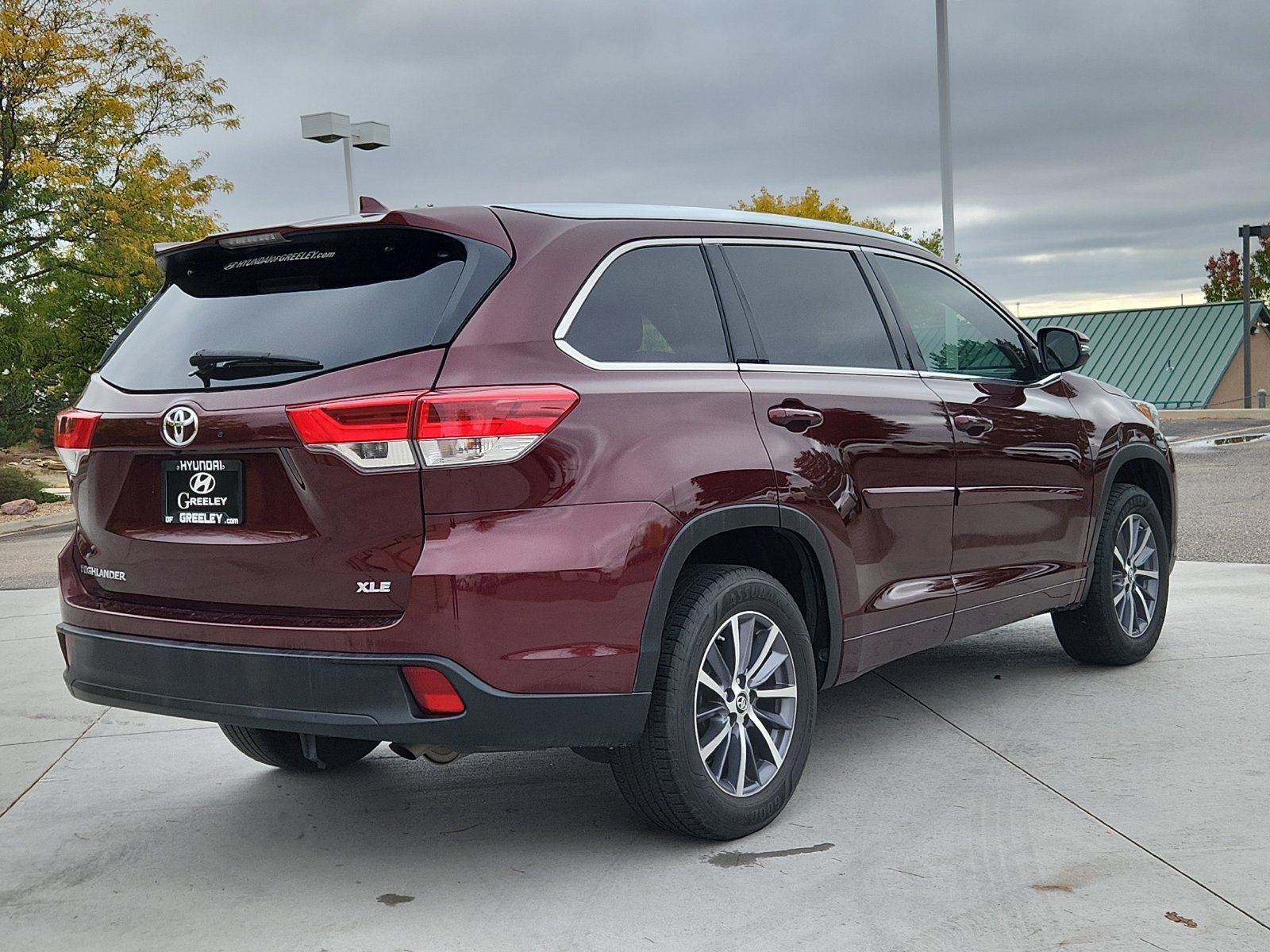 Used 2018 Toyota Highlander XLE FWD image 5