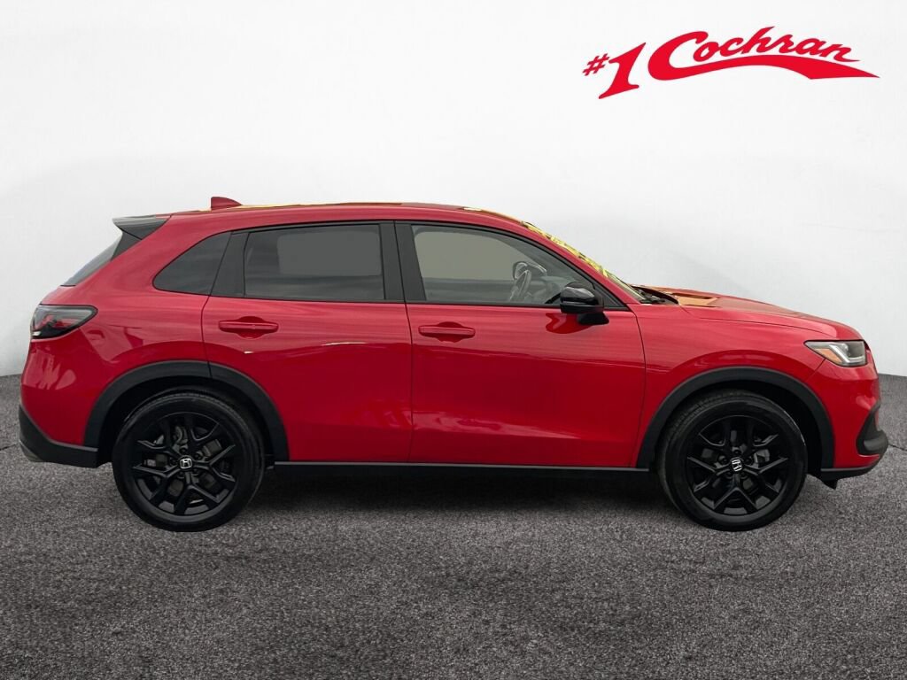 Used 2025 Honda HR-V Sport image 27