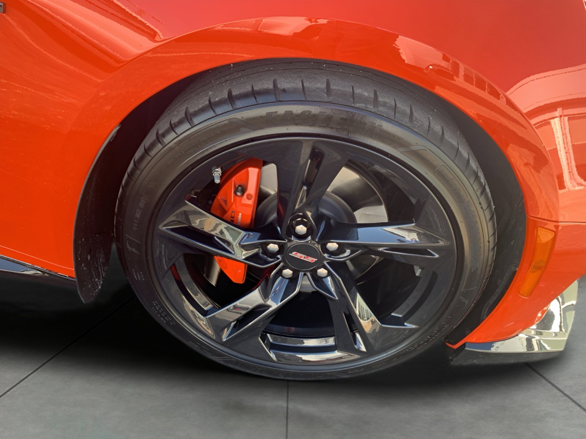 Used 2021 Chevrolet Camaro SS image 25