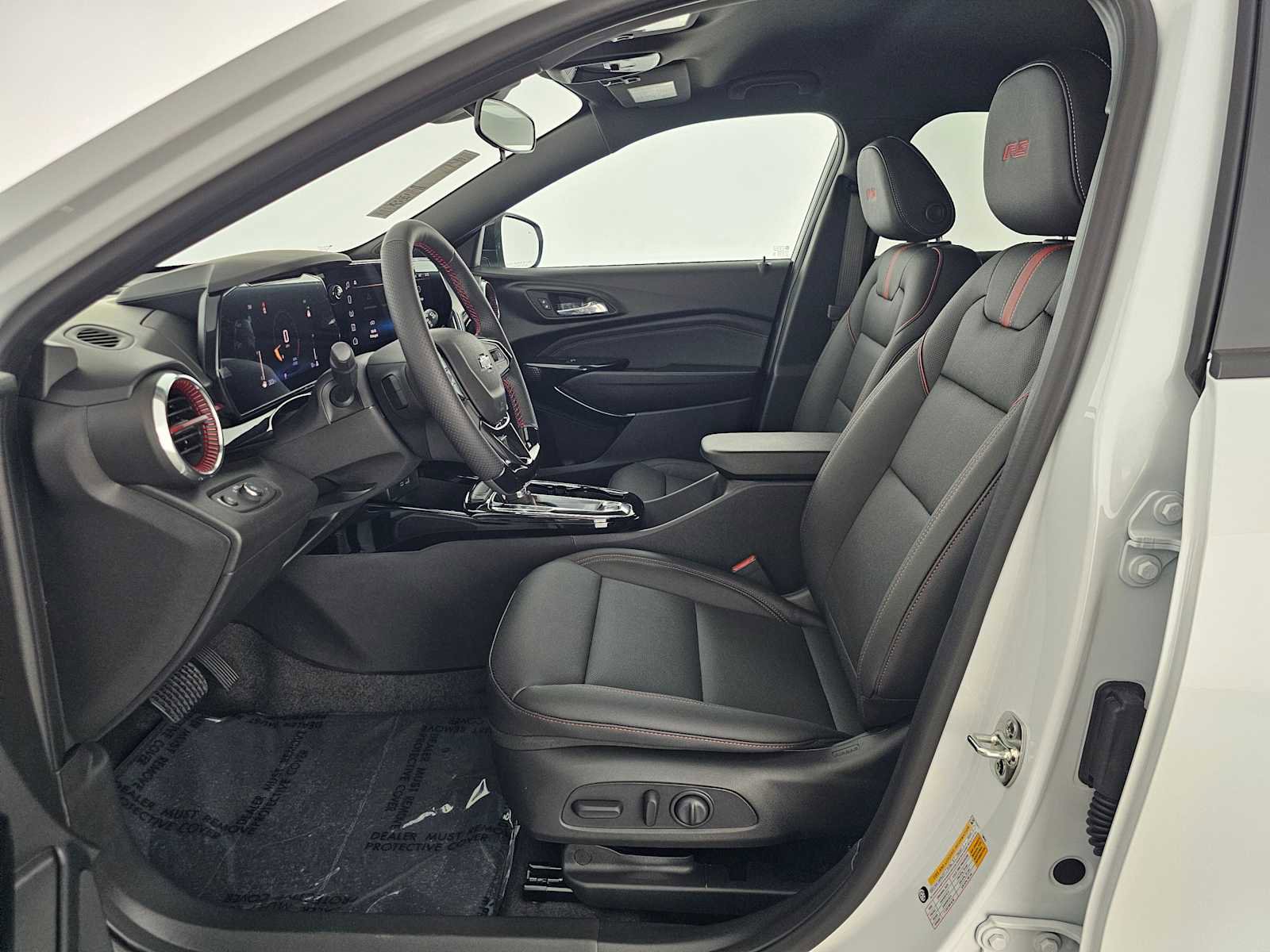 New 2026 Chevrolet Trax RS w/ Driver Confidence Package FWD image 20