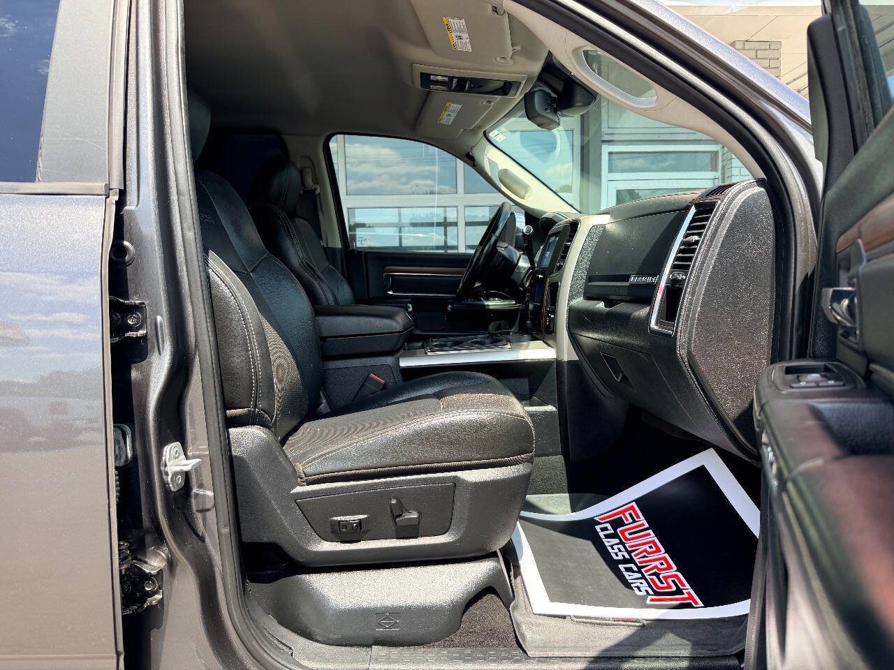 Used 2014 RAM 3500 Laramie AWD/4WD image 37