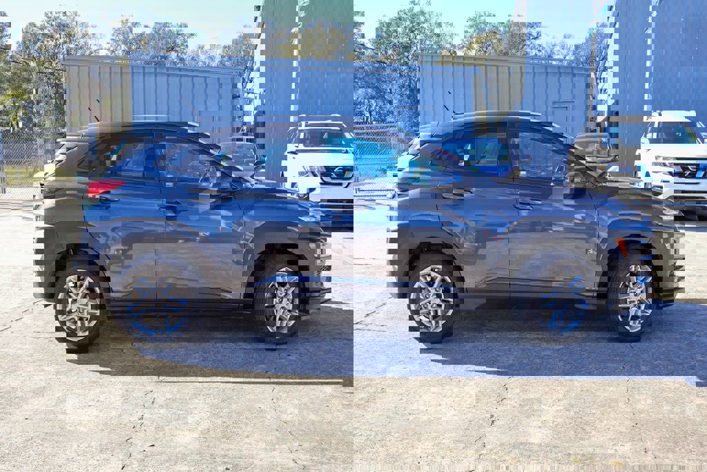 Used 2021 Hyundai Kona SE w/ Cargo Package image 20