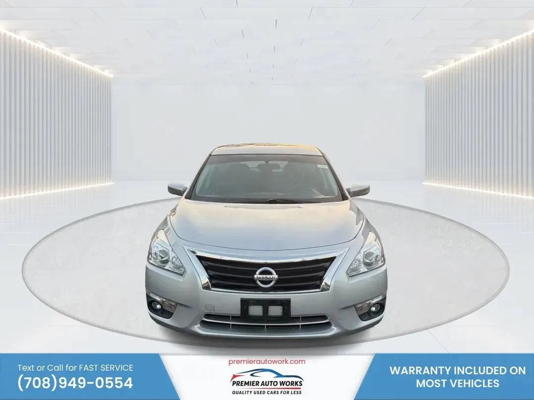Used 2015 Nissan Altima 2.5 SV FWD image 2