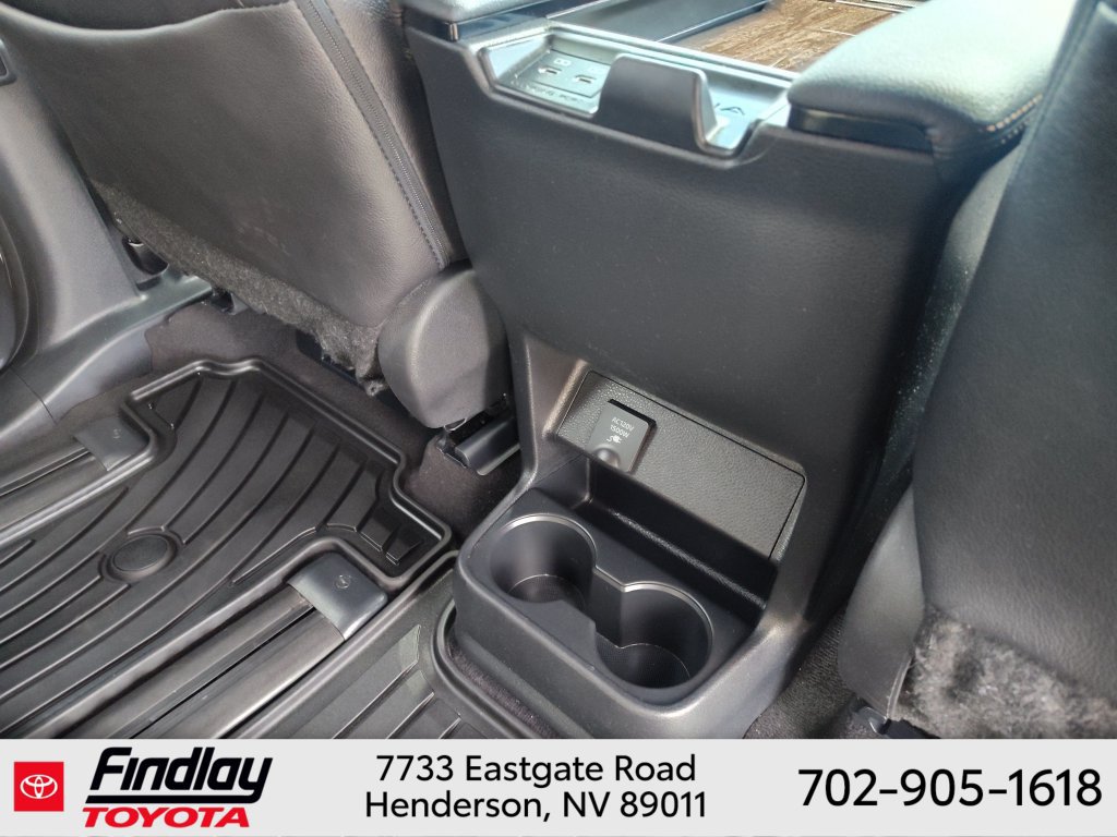 Certified 2025 Toyota Sienna Limited FWD image 13
