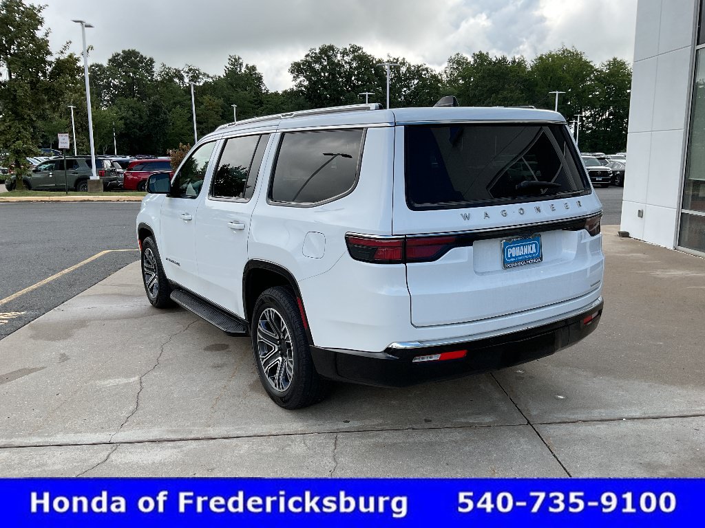 Used 2024 Jeep Wagoneer Series II w/ Flexible Seating Group AWD/4WD image 4
