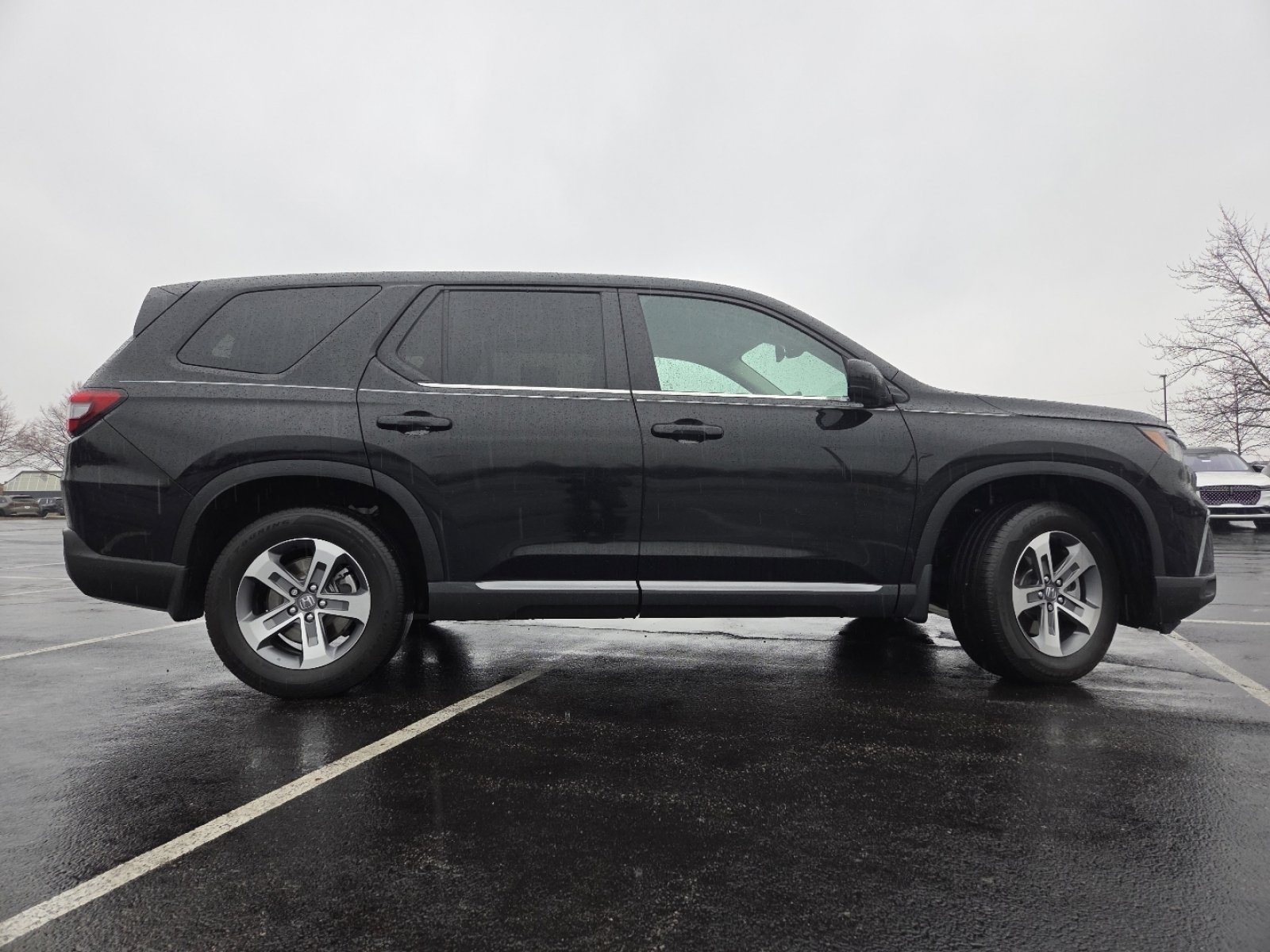 Certified 2025 Honda Pilot EX-L image 18