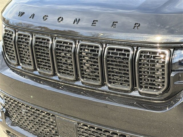 New 2025 Jeep Wagoneer L Series II w/ Premium Group I image 16